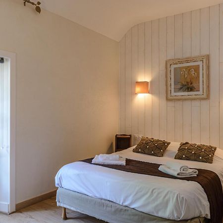 Le Vieux Moulin Hotel Hede-Bazouges Ngoại thất bức ảnh