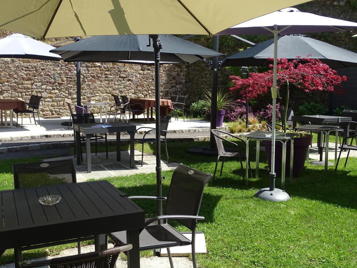 Le Vieux Moulin Hotel Hede-Bazouges Ngoại thất bức ảnh